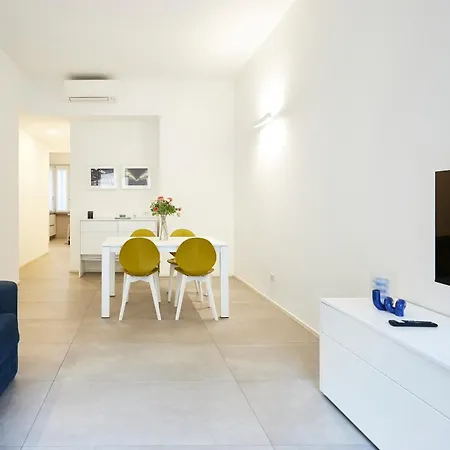 Cozy Meravigli Apartment - Pleasant Walk Between Duomo And Castello Milan Exterior photo